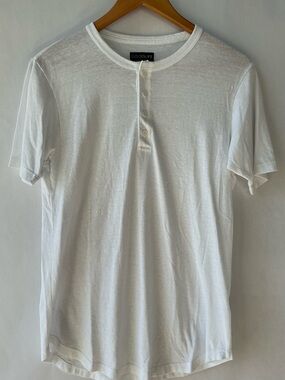 Goodlife Men’s White Short Sleeve Tri-Blend Henley Size Small